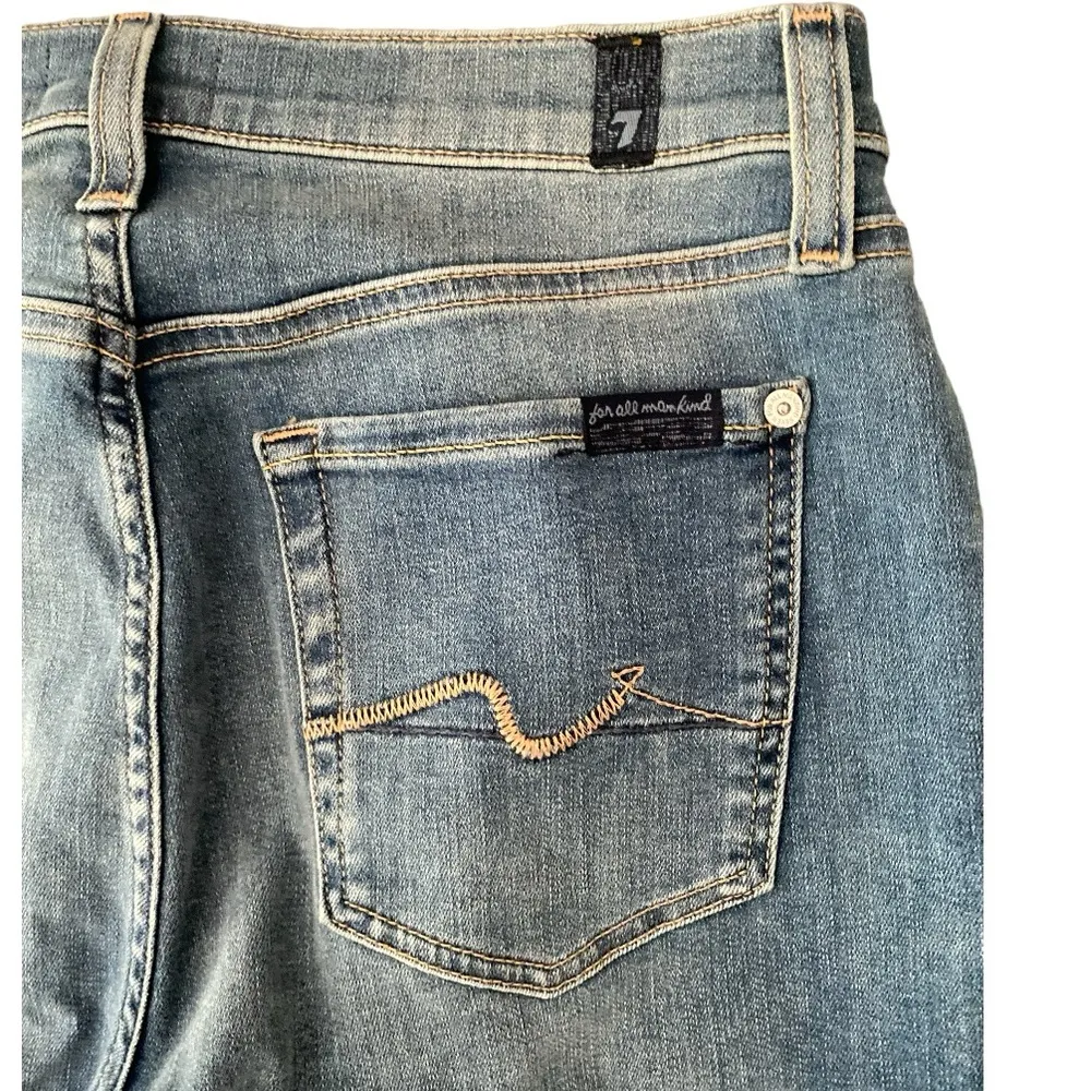 For All Mankind Josefina in Broken Twill
Vanity Sz 27 - Image 6