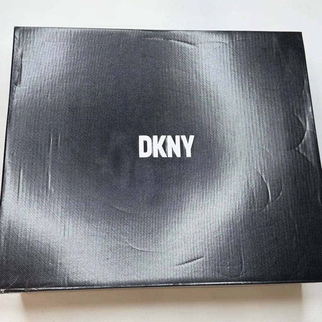 DKNY Women's Ranya Zip Ankle Booties- Size 8- Smooth Black Leather - Image 6