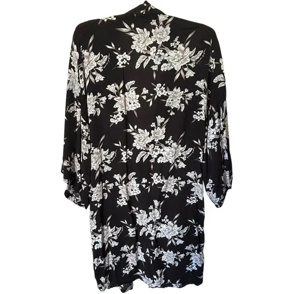Spiritual Gangster Maya Kimono Floral Black Pockets‎ Tie OS Duster Swim Cover - Image 5