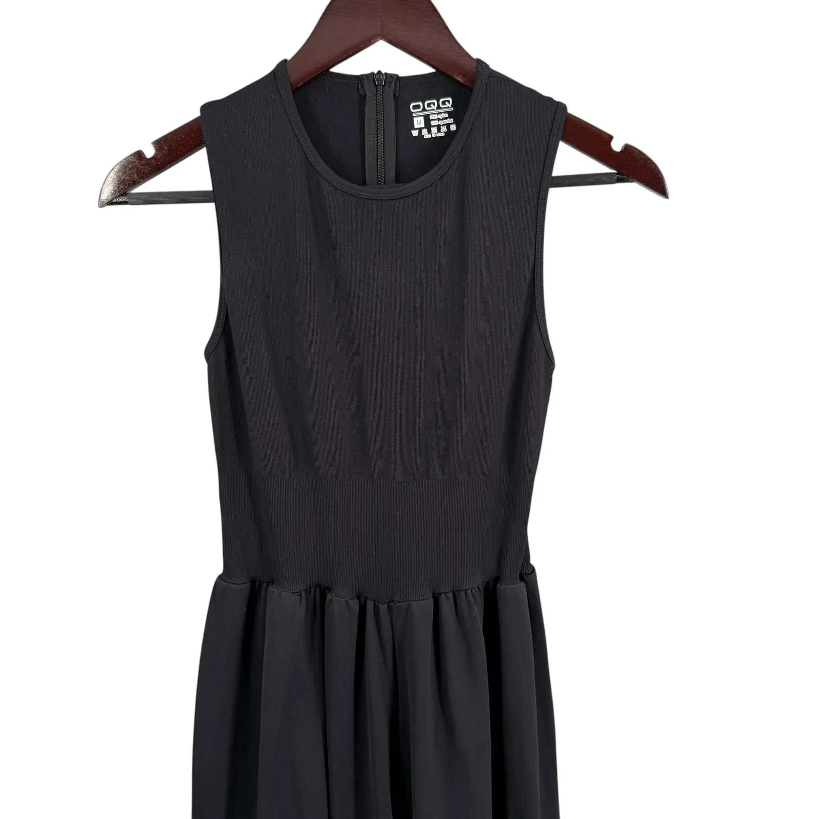 OQQ Black Sleeveless Jumpsuit M Stretch Nylon Spandex Activewear Straight Leg Size M - Image 2