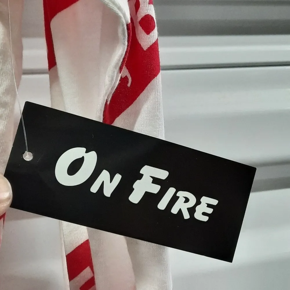 On Fire Womens Hooded Shirt Plus Size 1X White Pullover - Image 4