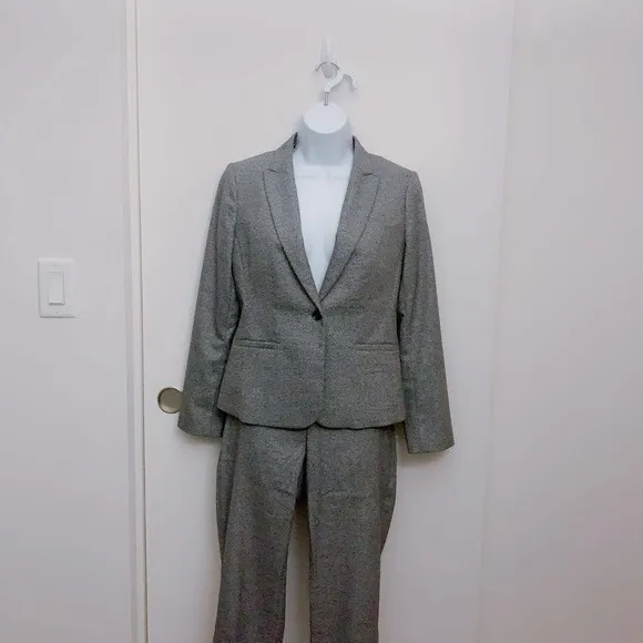 Banana Republic Petite Classic-Fit Blazer - Image 19