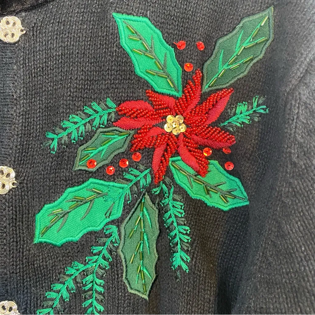 Crystal Kobe Xmas Christmas sweater size large Black - Image 2