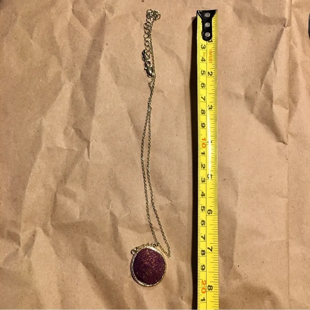 Festive, Purple Glitter, Faceted Acrylic Choker Necklace, 10+ in chain - Image 3