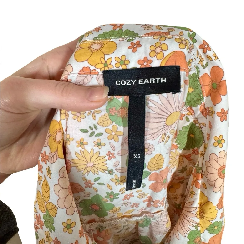 Cozy Earth Sutton Short Sleeve Pajama Top in Wildflower - Image 10