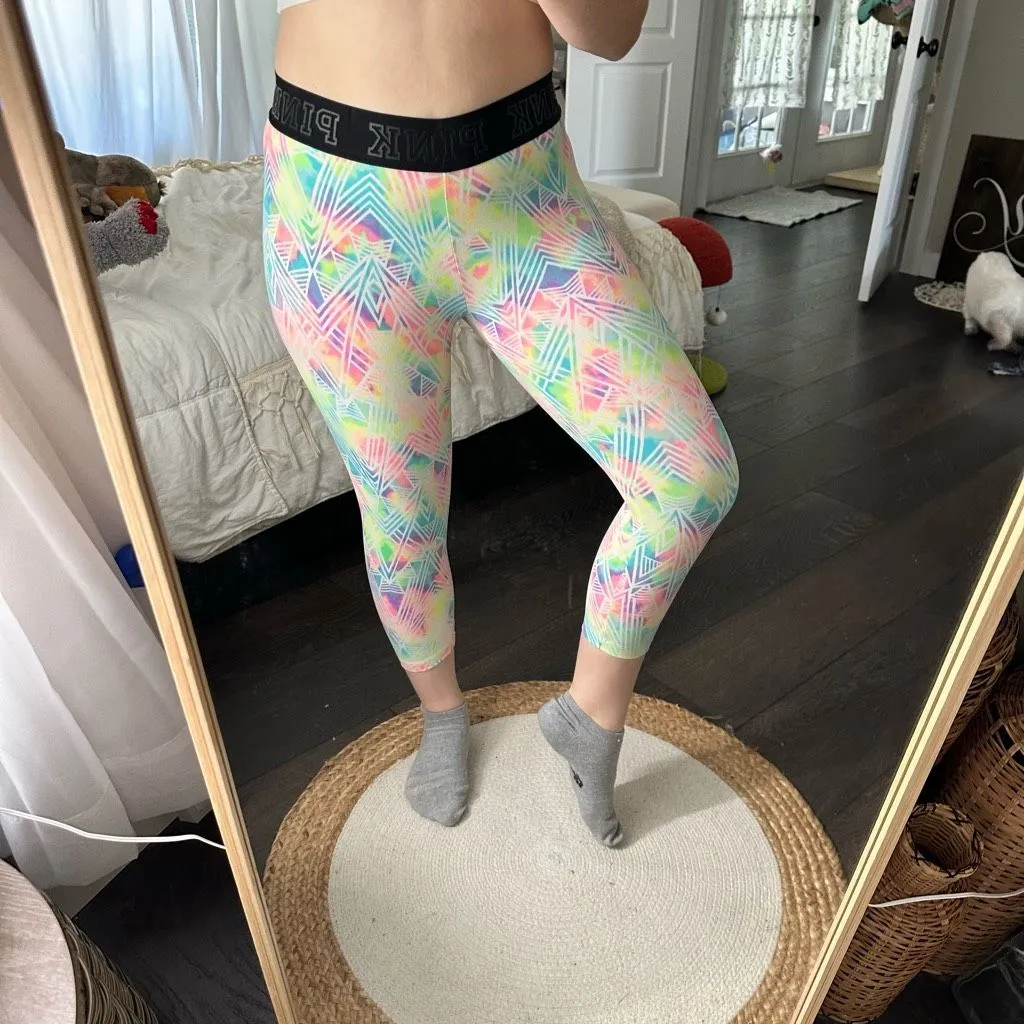 Victoria’s Secret Pink Ultimate Women’s Extra Small Toe Dye Pastel Crop Pant Size XS - Image 2