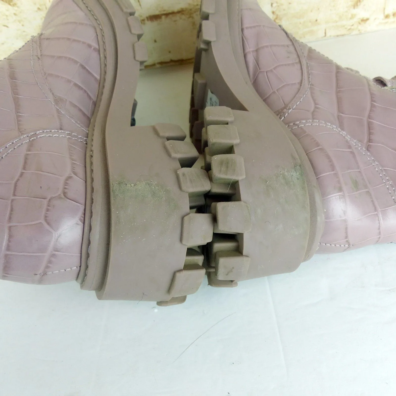 Schutz Orly Croc Embossed Combat Boots Women 8 Lilac Patent Leather Chunky Lug - Image 10