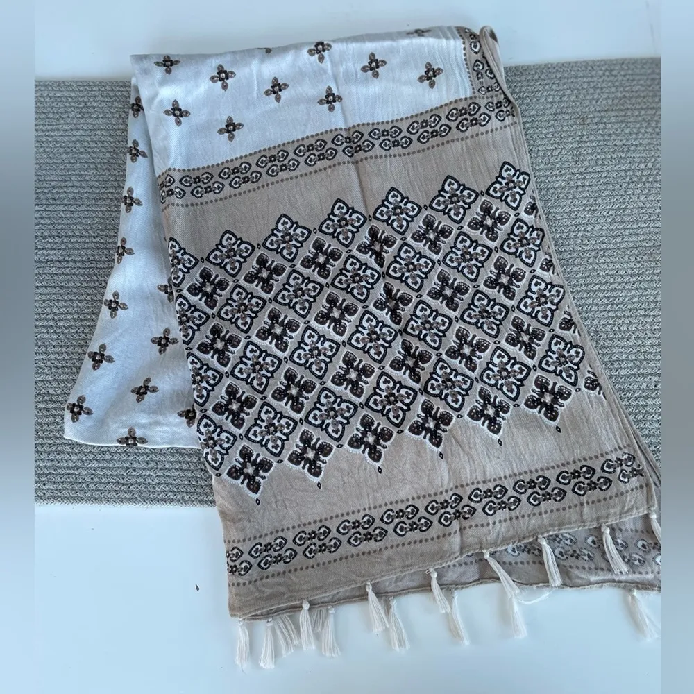 Vintage Tan White Brown Block Print Scarf with Fringe - Image 6