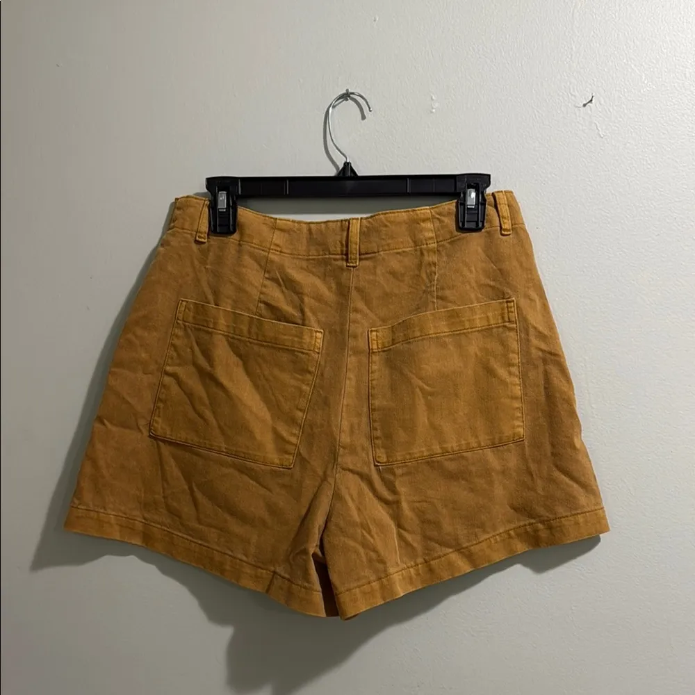 UNIVERSAL THREAD Pleated Pocket Tan Women's Shorts - Image 6