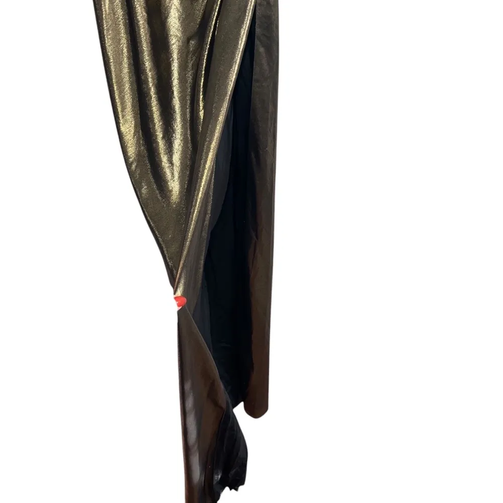 NEW NWT The Sei X Revolve One Shoulder Cutout Maxi Gown In Gold Lame Size 2 - Image 9