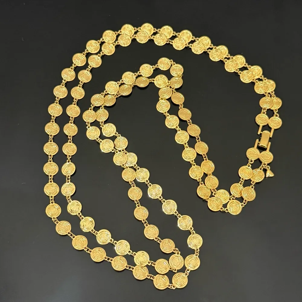 Vintage LCI LIZ CLAIBORNE Gold-tone Flat Roses Double Link 32” Long Necklace 56g - Image 4