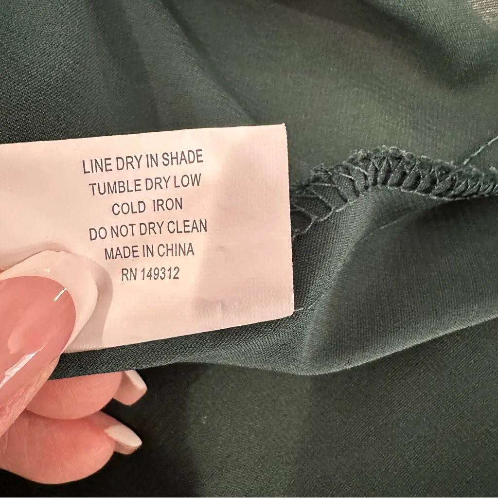 Emerald Green Ruffle Tiered Mini Dress Long Sleeve Cutout Size M - Image 16