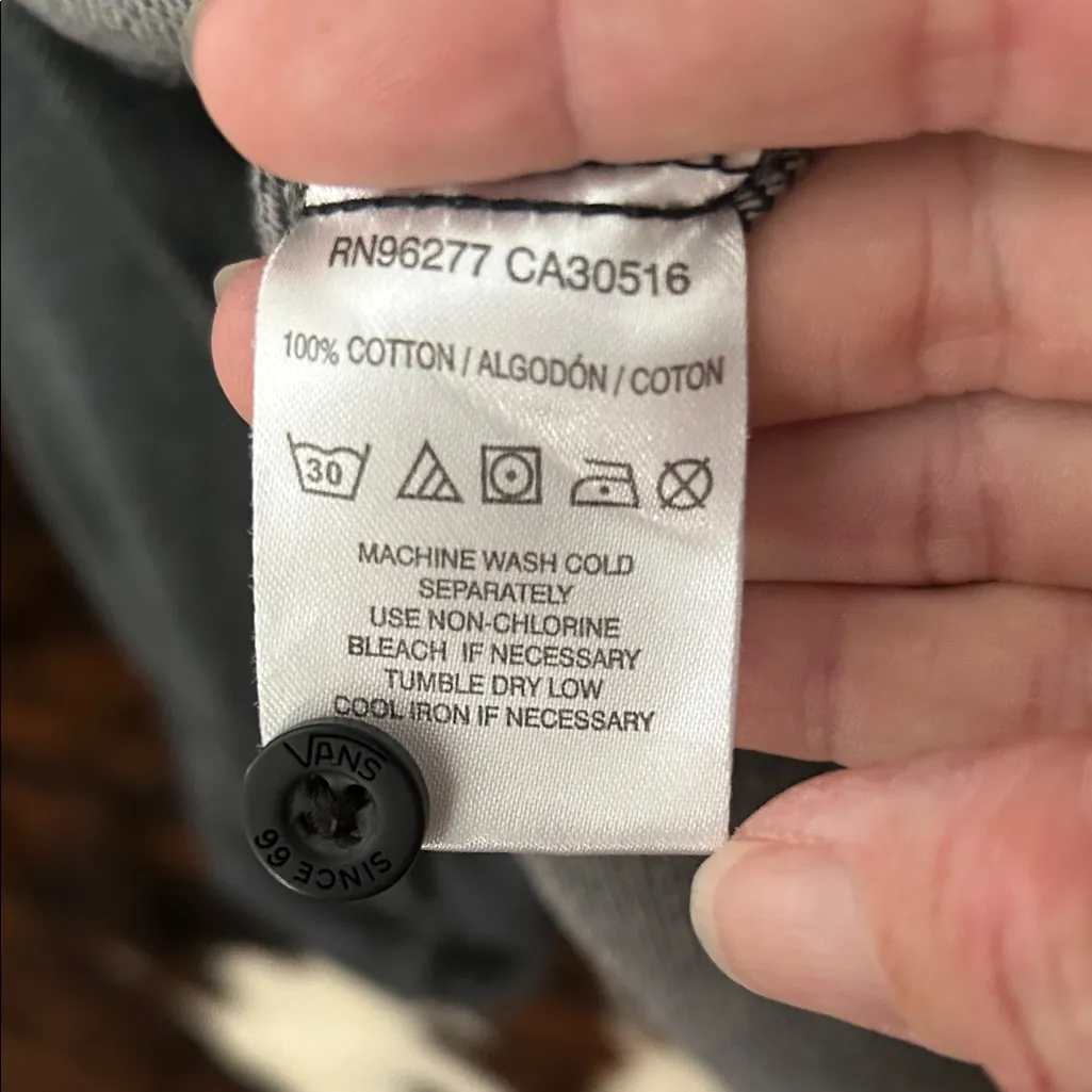 Vans Women’s  Charcoal Button-Down Shirt Size Small - Image 7