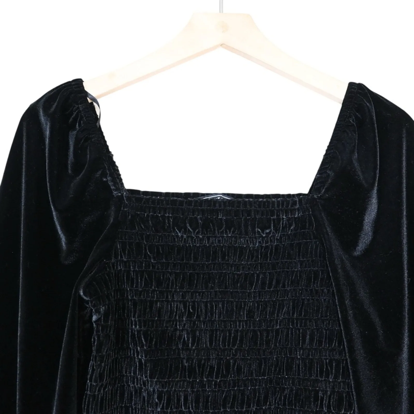 Bagatelle Womens S Black Shirred Velvet Top - Image 4