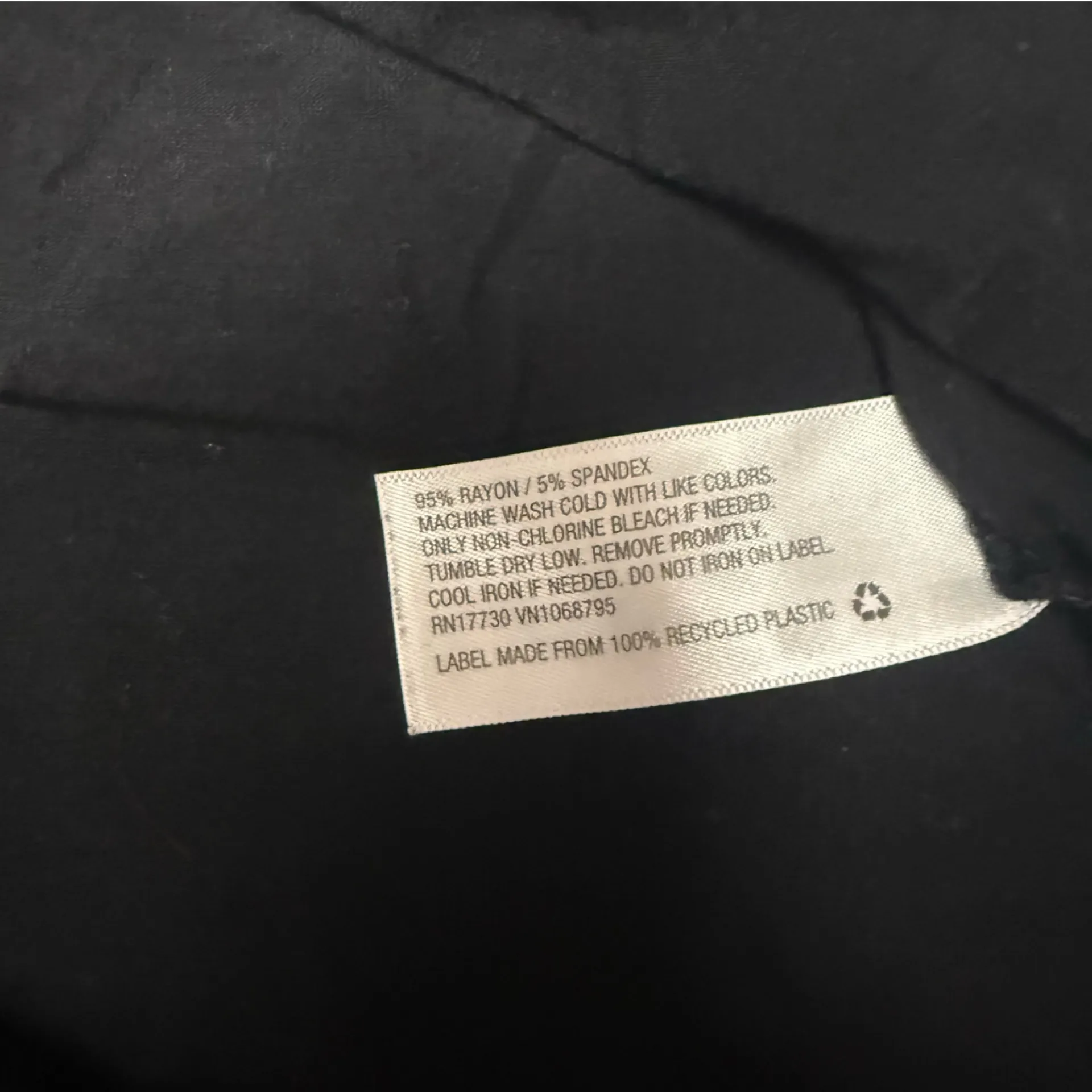 Merona Target Bundle Lot of Five Scoop Neck Bounce Material Round Hem T-Shirts - Image 16