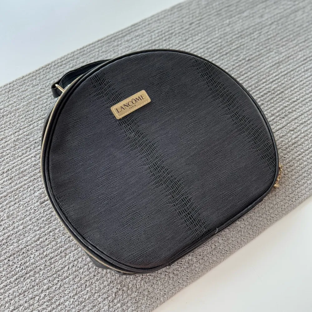Vintage Lancôme Black Gold Faux Alligator Large Circle Clutch Purse Travel Bag - Image 11