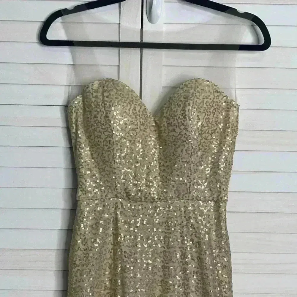 MoriLee Gold Sequin Gown
Sweetheart Neckline Illusion Size 6 - Image 6