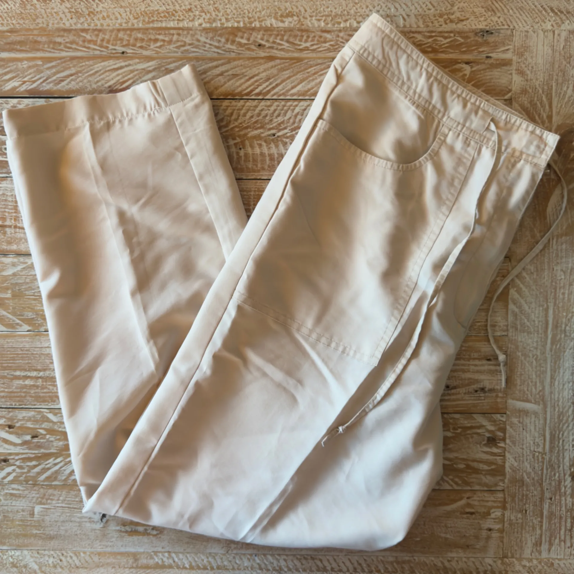 🍦Crazy Horse Liz Claiborne Women’s Capri Pants Lightweight Cropped Slit Hem🍦~12 - Image 3