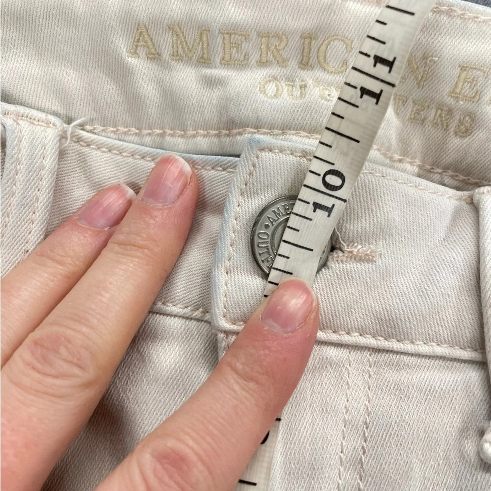 American Eagle Tan Distressed Skinny High Rise Jeans Womens 10 Denim Zip Fly - Image 12