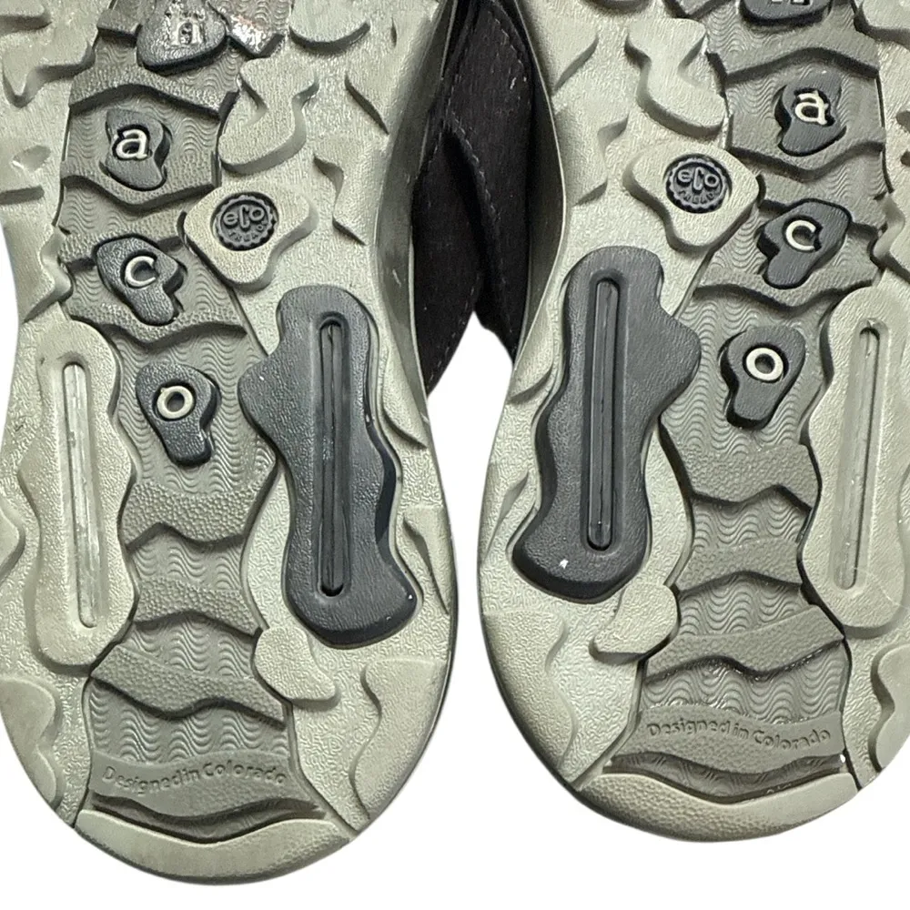 Chaco Black and Gray Textured Sandals - Image 3