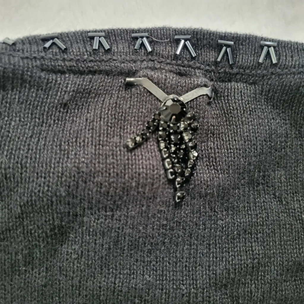 Vintage Women’s Kathie Lee Beaded Black Holiday Sweater Snowflake size Medium - Image 5