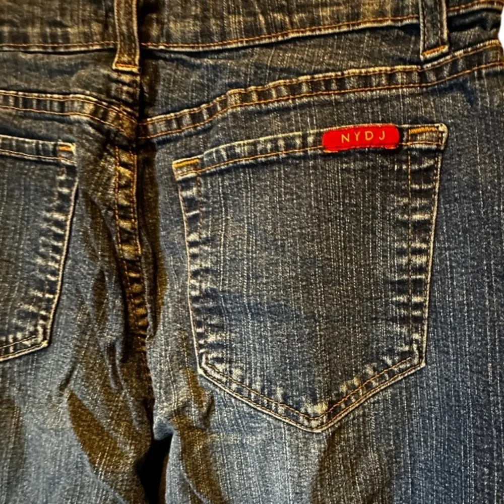 Vintage NYDJ Tummy‎ Tuck Jeans - Image 5