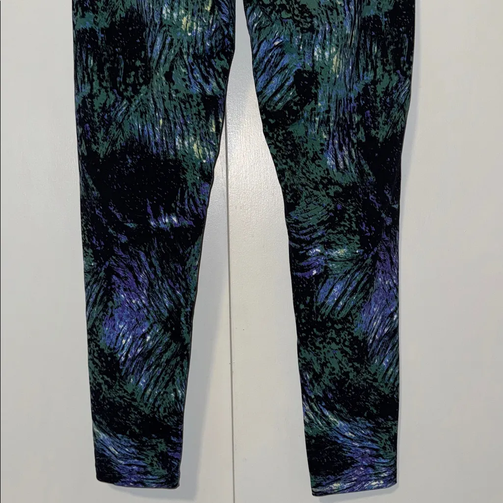 Tuff Athletics Active Supplex Leggings Women’s Medium M Black “Peacock” Print - Image 9