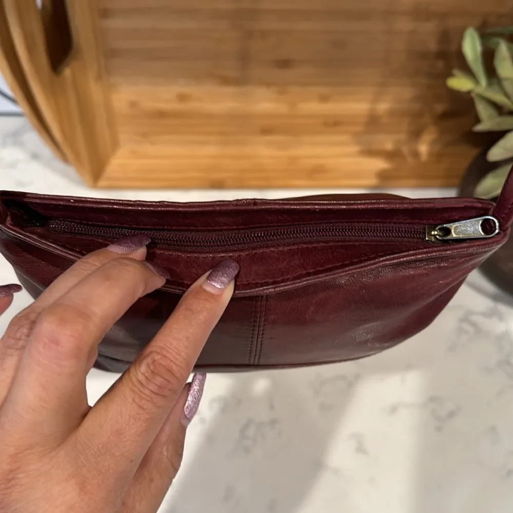 Vintage leather mini shoulder bag chic lightweight bohemian minimalist neutral Brown - Image 6