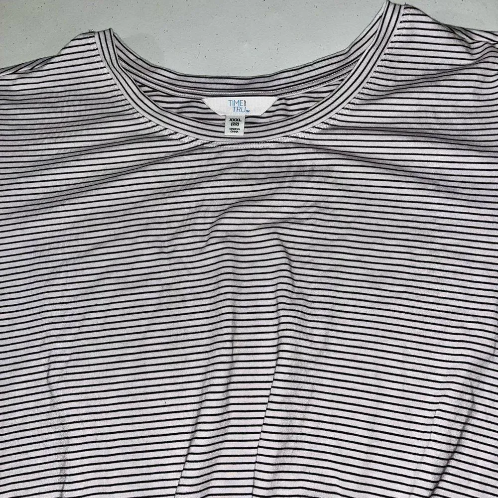 NWT Time & Tru Striped Knotted Top with Ruffle Sleeves - Image 5