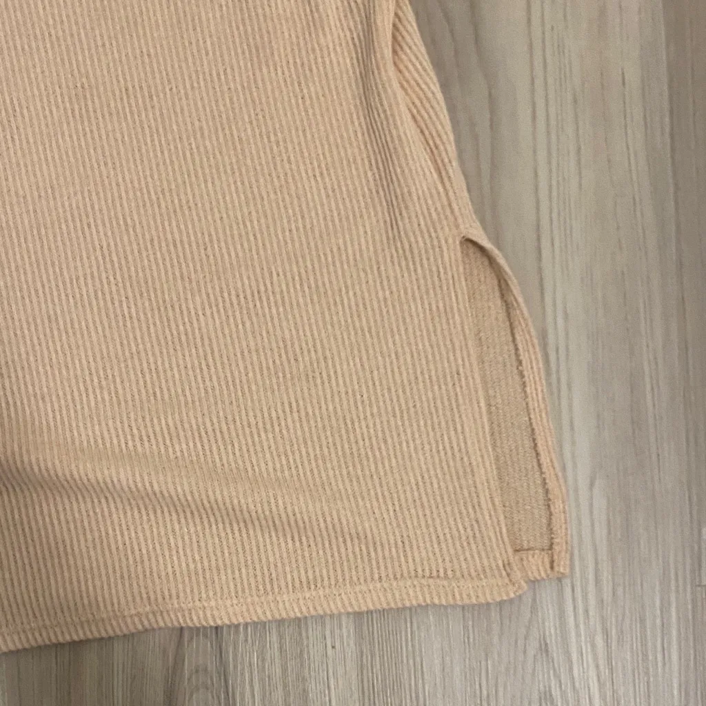 Cherish  Casual Pink Ribbed Top Size M - Image 5