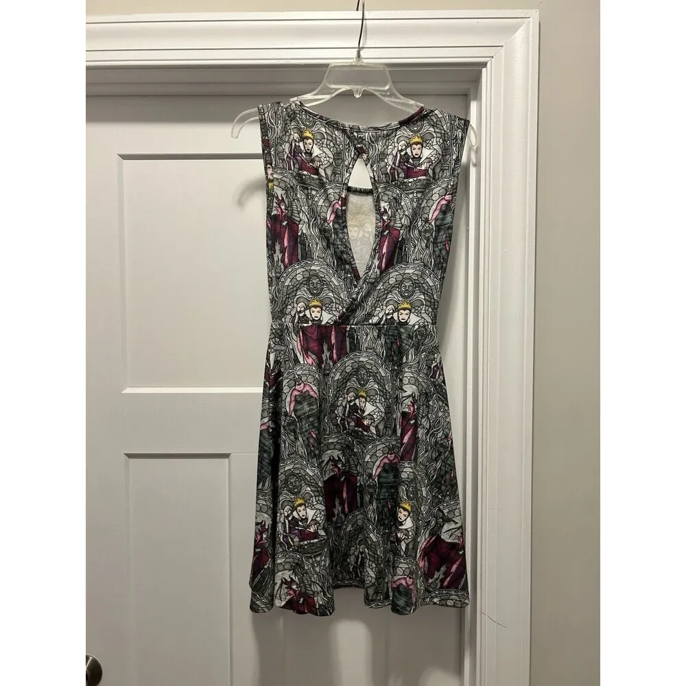 Disney Womens Villians Maleficent Ursula Evil Queen Stained Glass Dress Small - Image 6