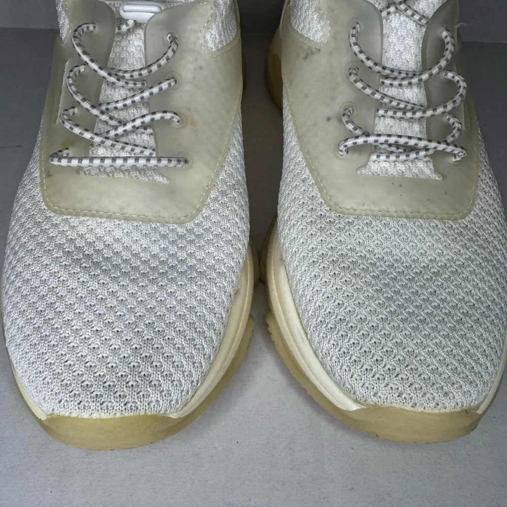 Steve Madden Myles White Pink Sneaker Size 7M - Image 3