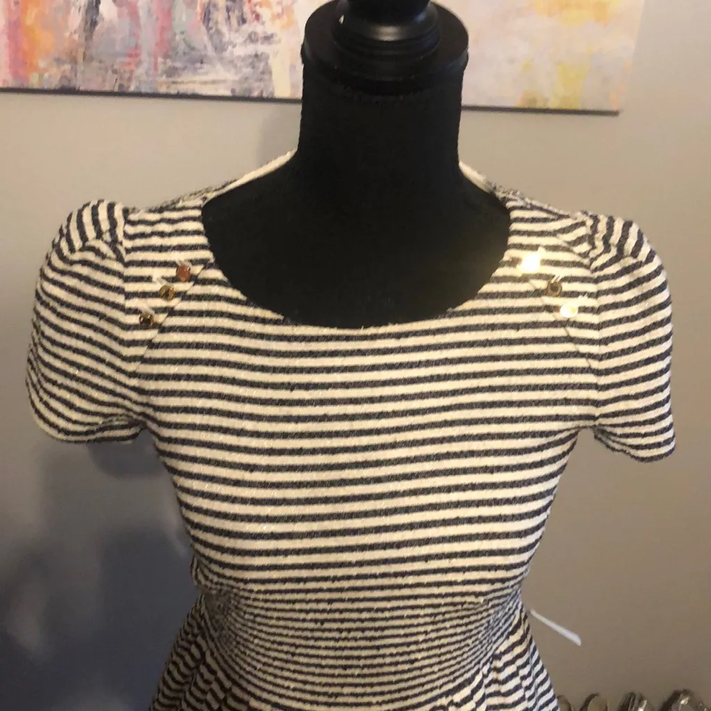 Juicy Couture sz 0 blue & white ladys dress - Image 2