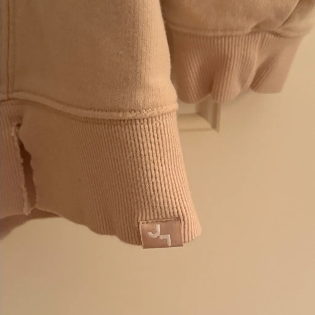 Joy Lab Women's Beige Sweater - Image 4