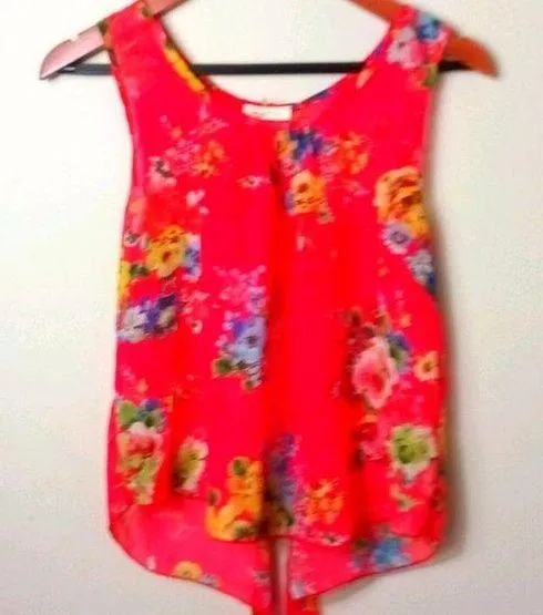 Love J L Red Coral Floral Sleeveless Top - Image 2