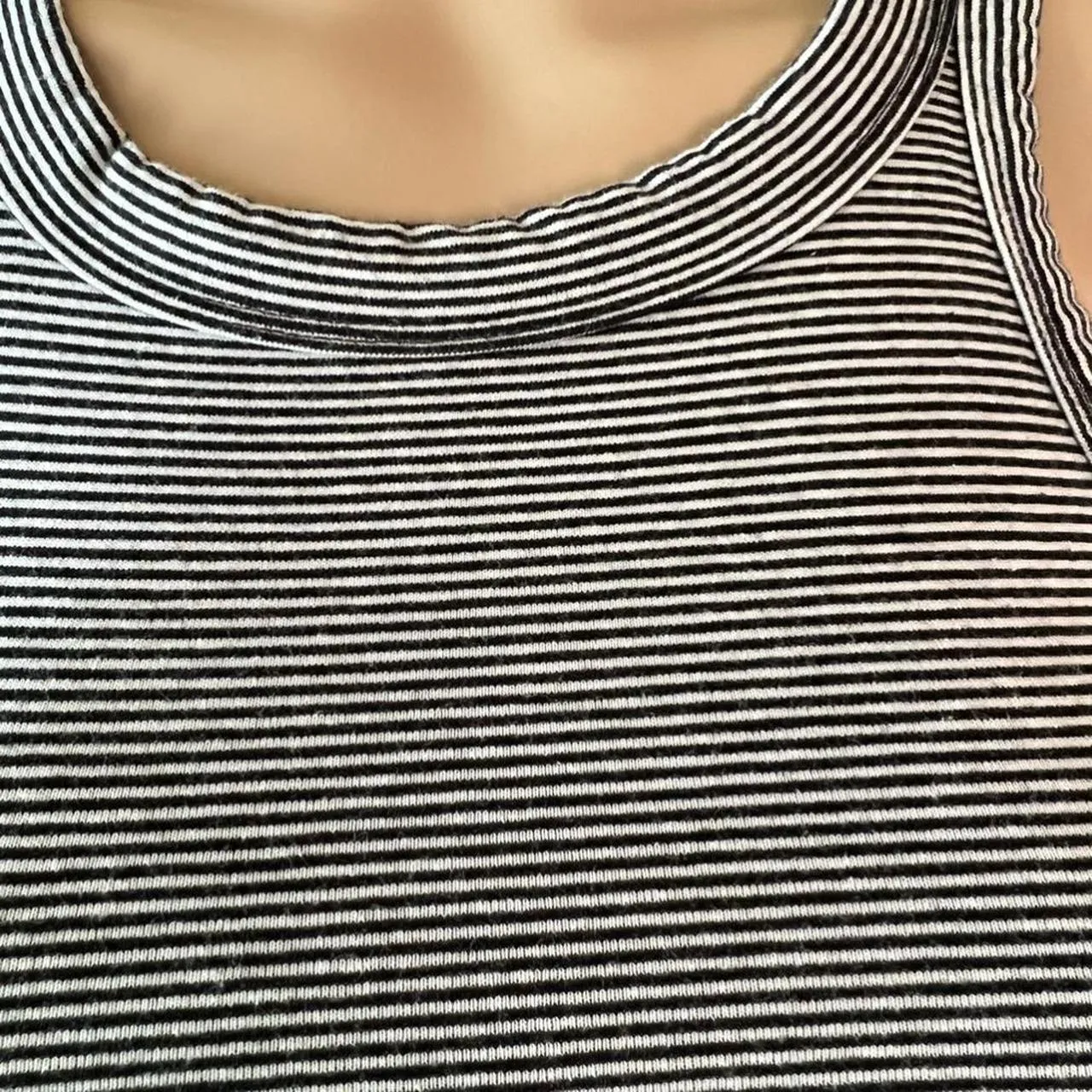 Outfitters Rolled Hem Crop Top - Image 3