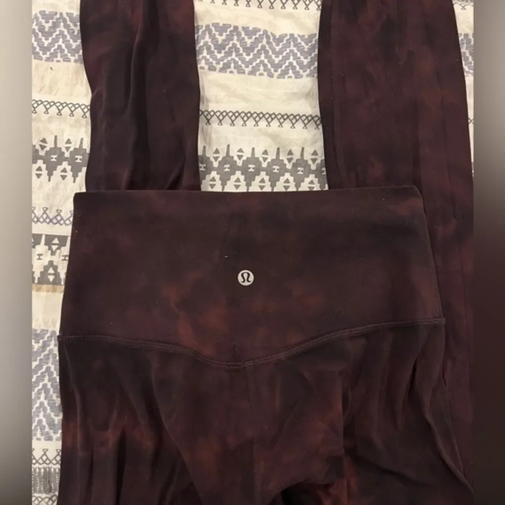 LULULEMON DIAMOND DYE Align LEGGINGS
Size 4‎ - Image 6