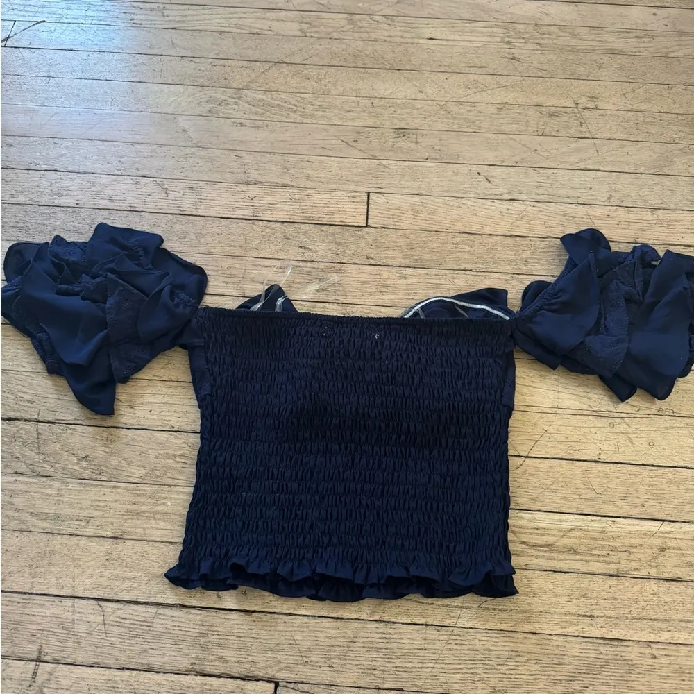 Off the shoulder ruffle top - Image 2