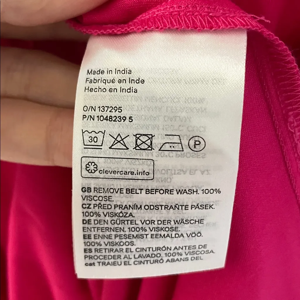 H&M Long Sleeve Split Neck Belted Maxi Dress Barbiecore Barbie Pink Size M NWT - Image 13