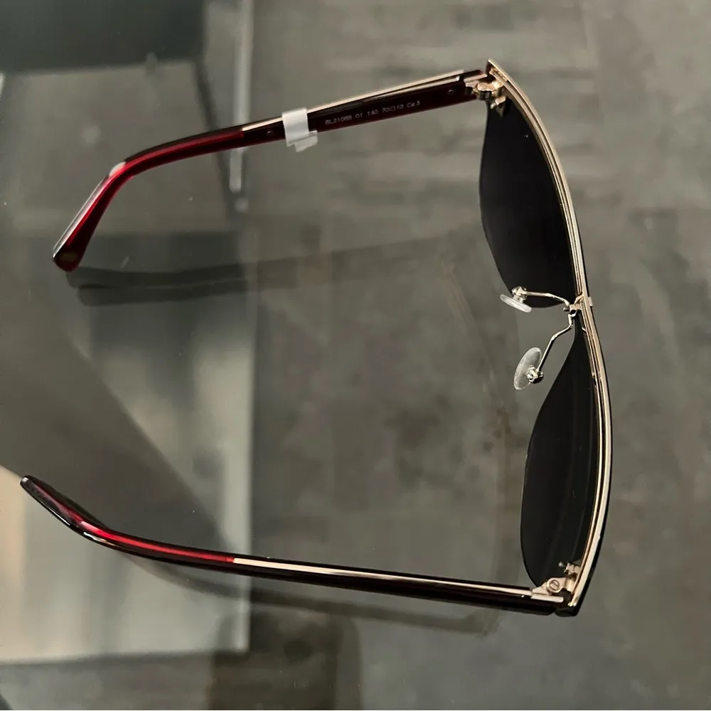 BALMAIN Sunglasses with Red Frames 70MM + Case New w/Tag Retail $325 - Image 10