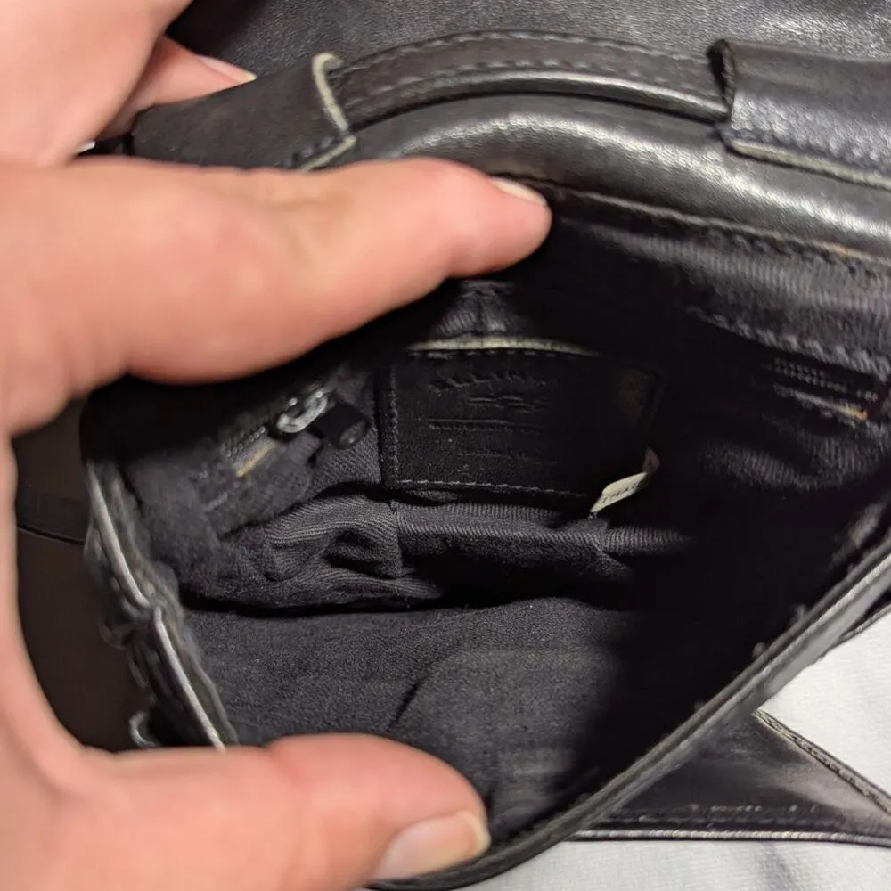 Ellington Rucksack Co Black Leather Crossbody Travel Organizer Small Sling Bag - Image 6