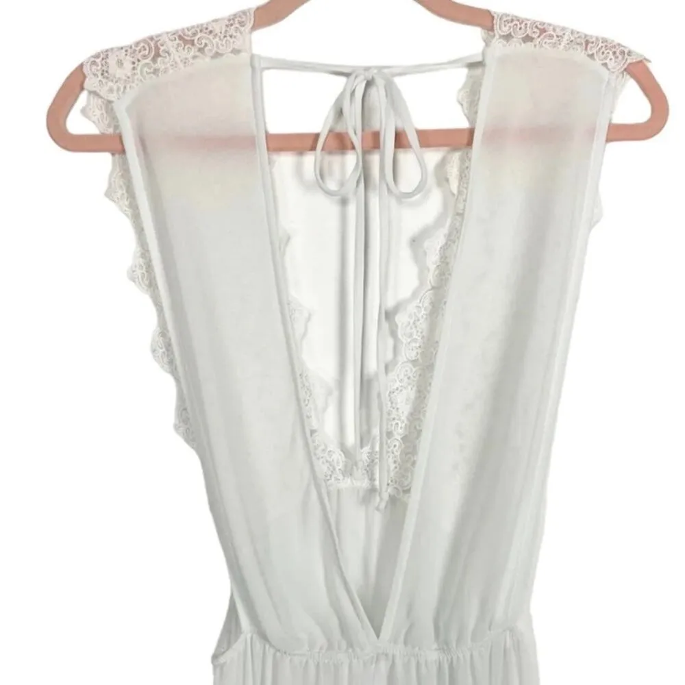 SADIE & SAGE WHITE LACE WITH BACK TIE COVER
UP/DRESS - Image 6