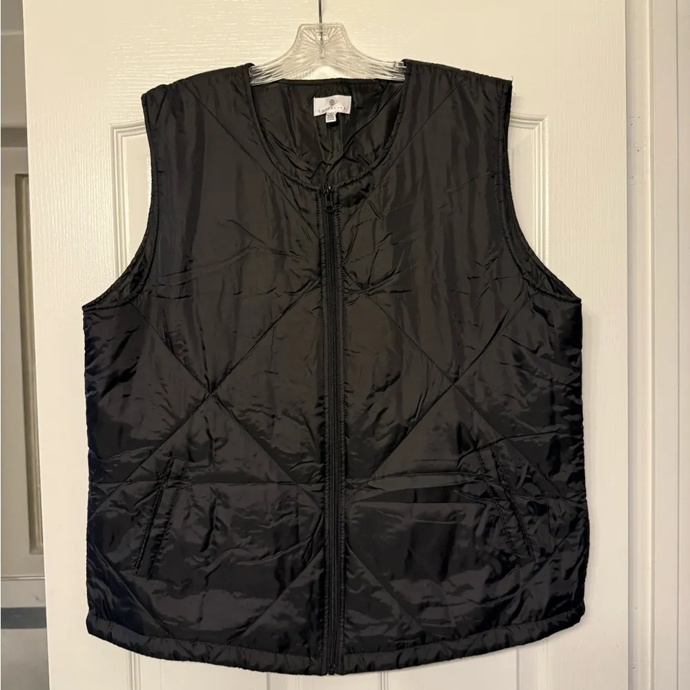 Socialite Black Quilted Vest NWOT - Image 7