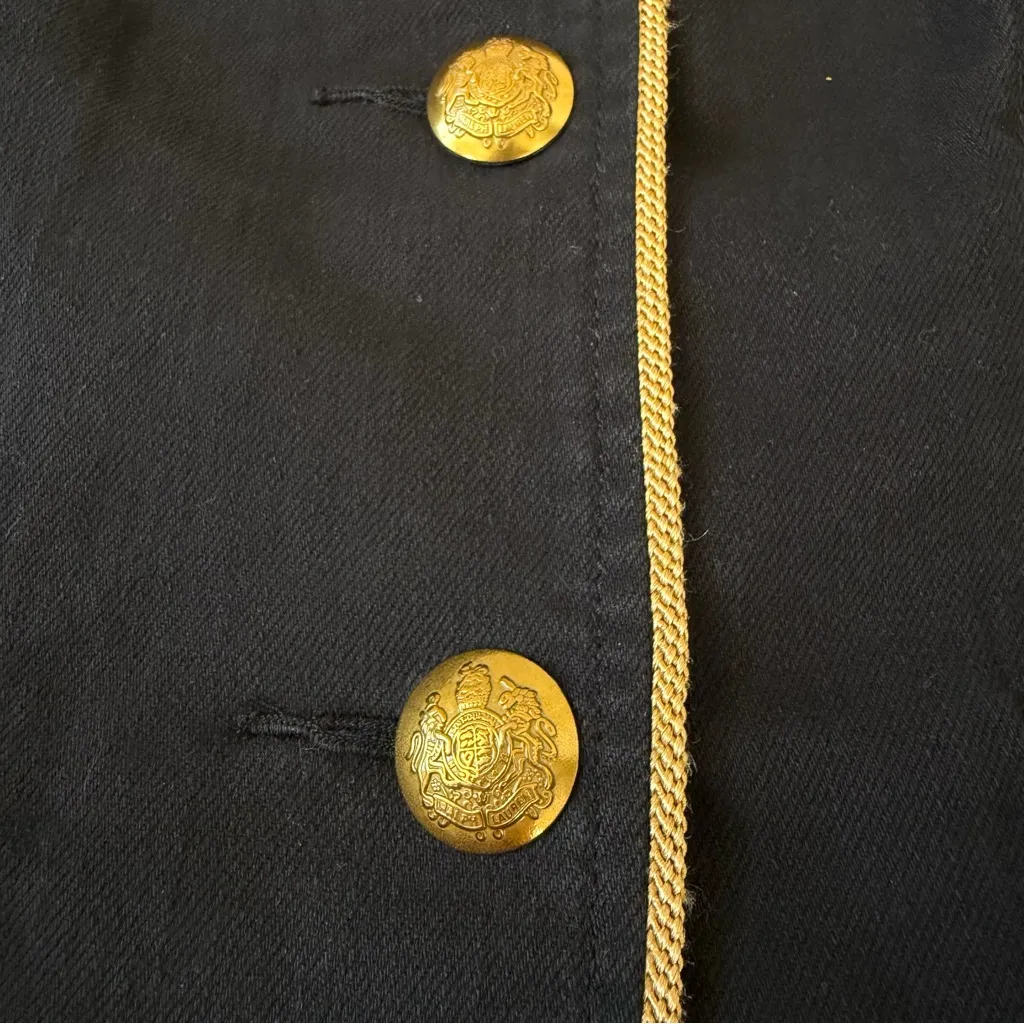 Lauren Ralph Lauren Women's Black Y2K Jean Jacket with Gold Buttons Size 6 - Image 7