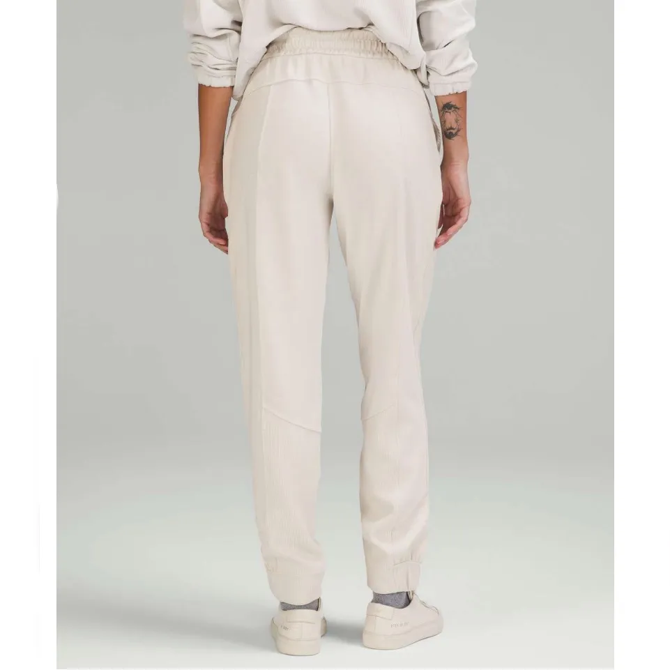 Lululemon‎ Ribbed Brushed Softstreme White Opal Jogger Pants Sz. 0 - Image 13
