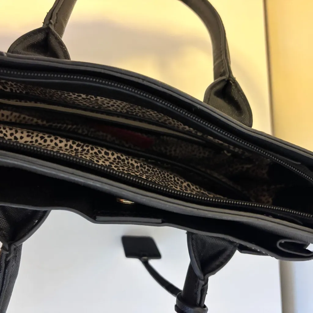 Catherine Malandrino Structured Multi Compartment Shoulder Hand Bag Black Medium - Image 3