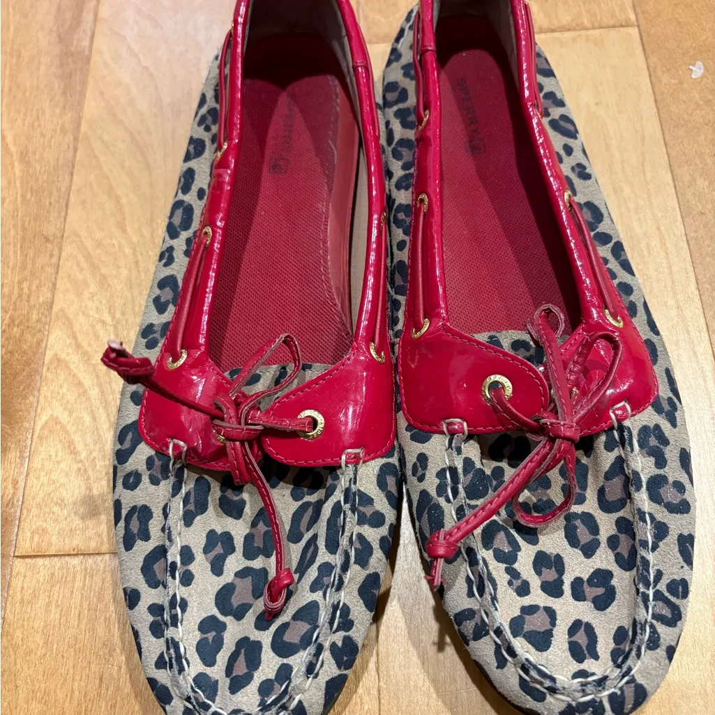 Sperry women’s leopard red patent leather loafers shoes sz 11 - Image 2