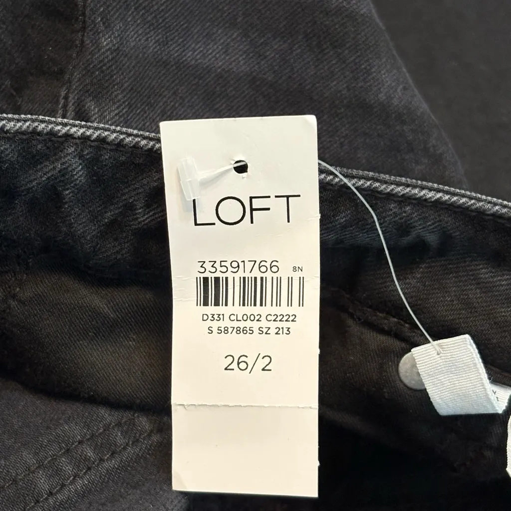 LOFT Women's Straight HighRise Curvy Fit  Jeans w/ frayed bottoms size 26 NWT - Image 6