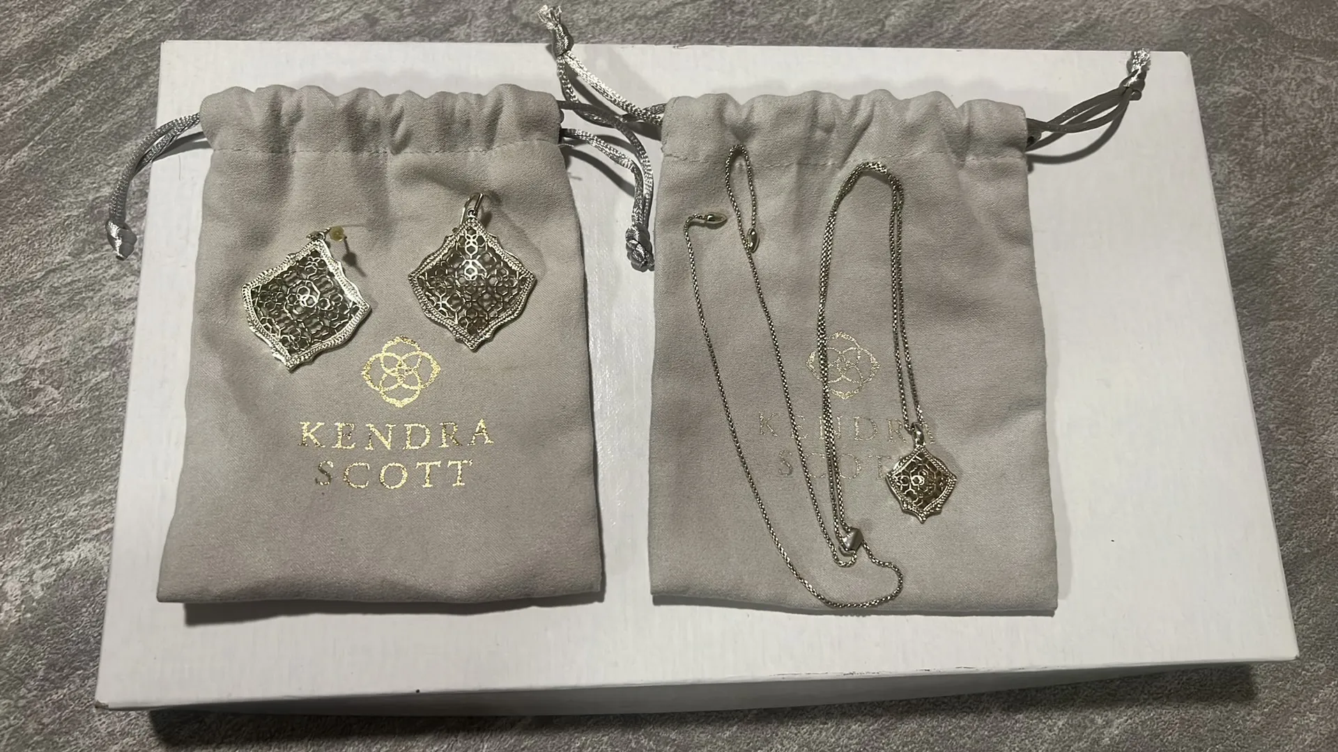 Kendra Scott Kirsten Earrings & Kacey Necklace - Image 8