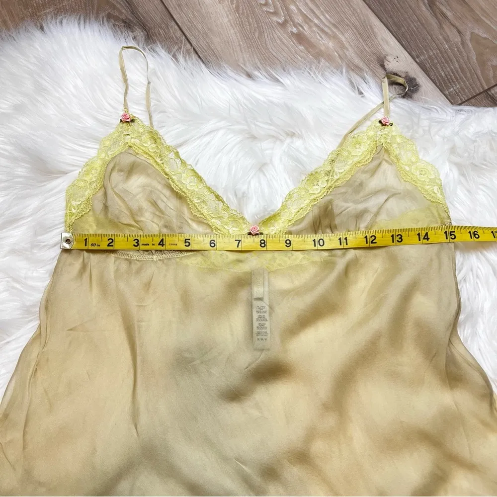 Skims Romance Lace Cami in Sage. Size Medium. New Without Tags. - Image 10